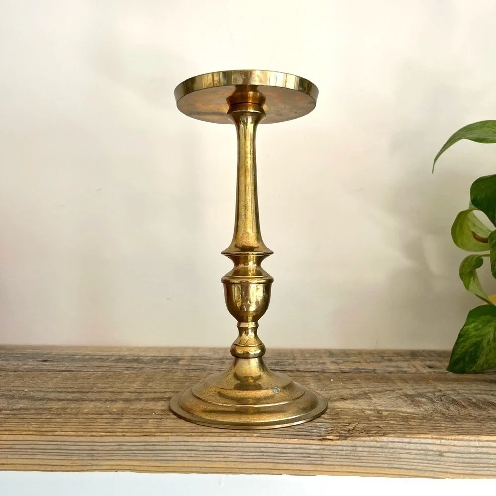 Brass candlestick for pillar candles - Picture 1 of 6
